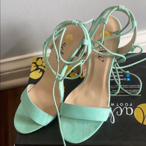 Sandal high heels with lace up - Picture 5 of 5